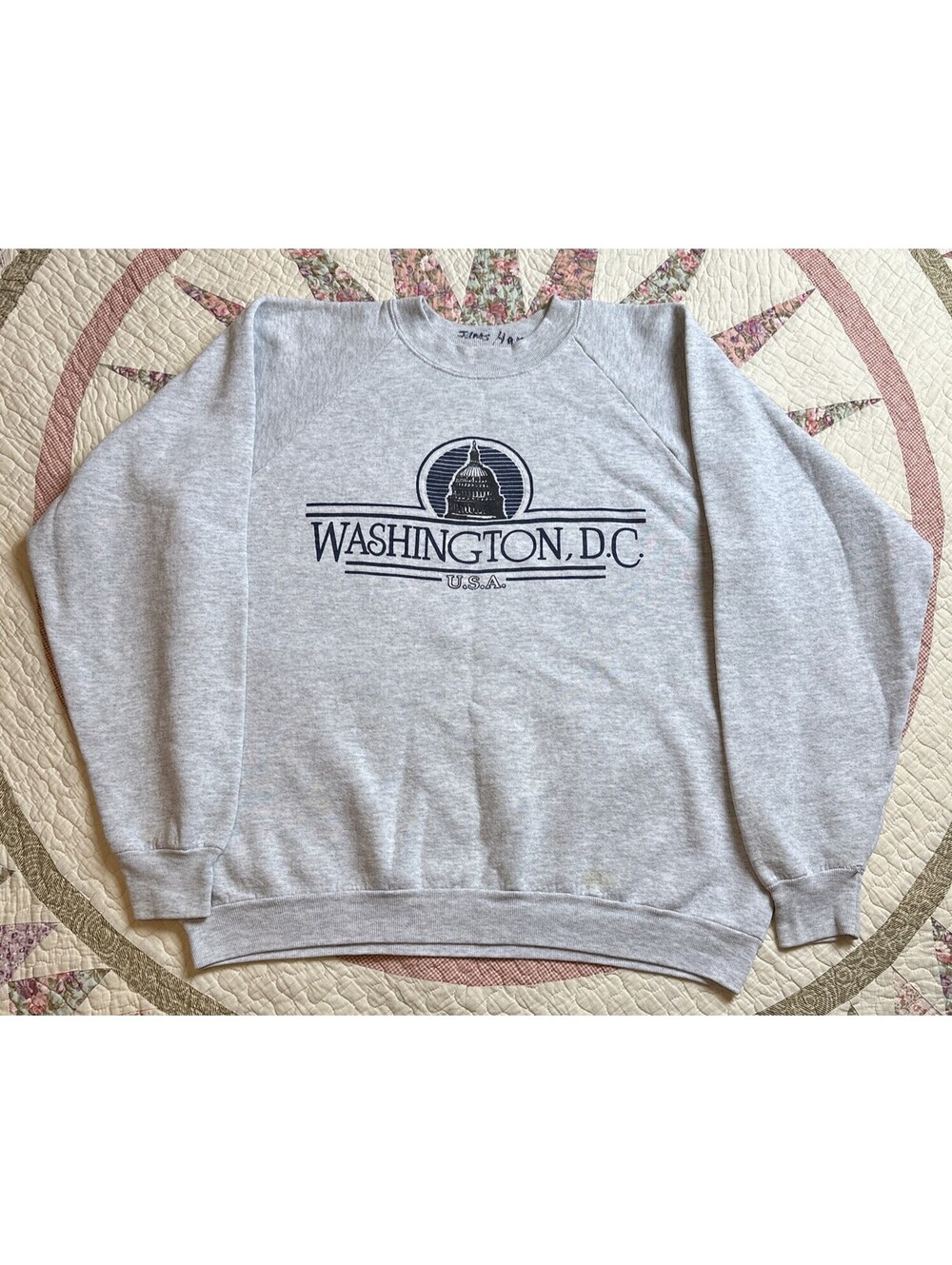 Vintage 90’s Washington D.C. Sweatshirt Size Large? Pullover Crewneck Made USA